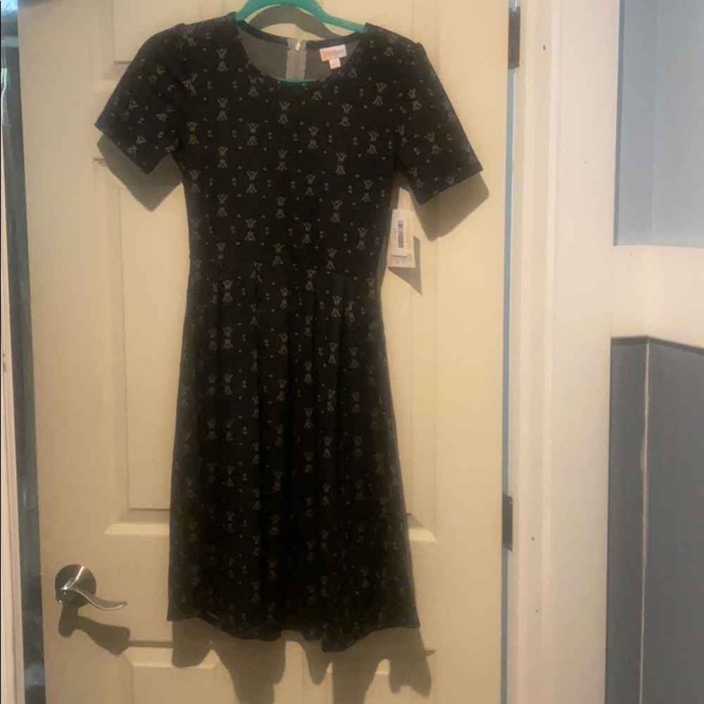 NWT LuLaRoe black & white Aztec/tribal Amelia